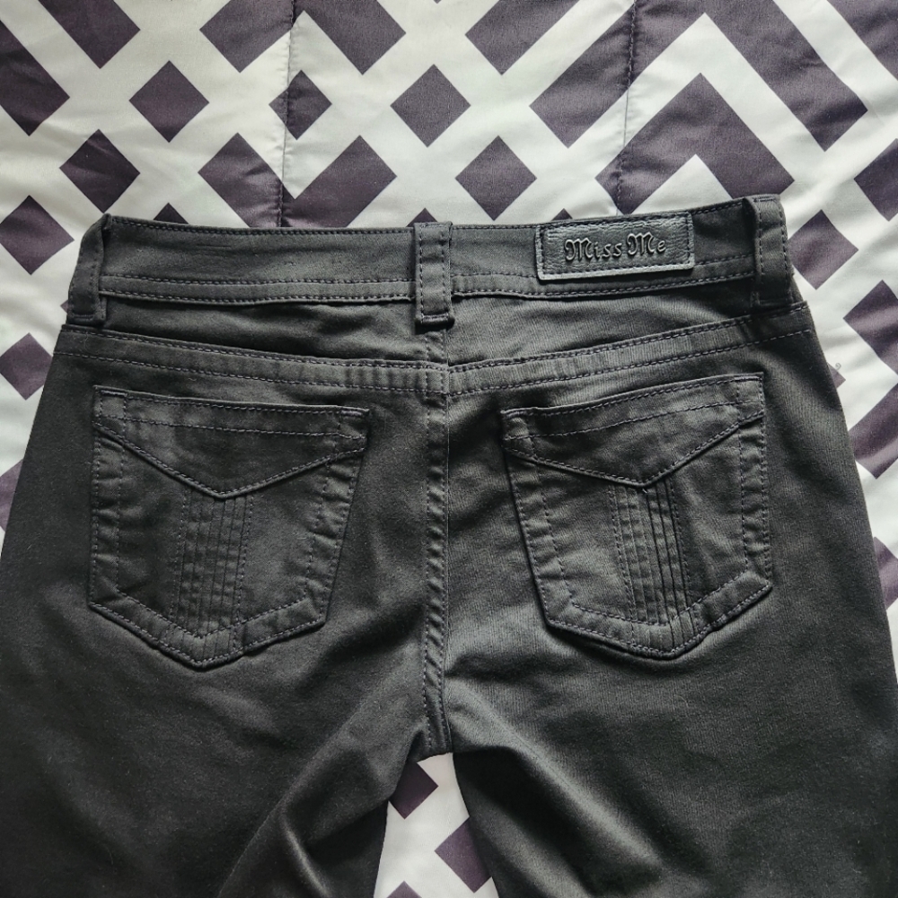 Miss Me Women's Mid-Rise Signature Skinny Jeans, Black, Size: 29 - Picture 5 of 14